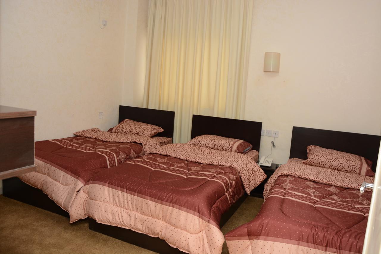 Teeba Palace Hotel Suites Amman Exterior photo