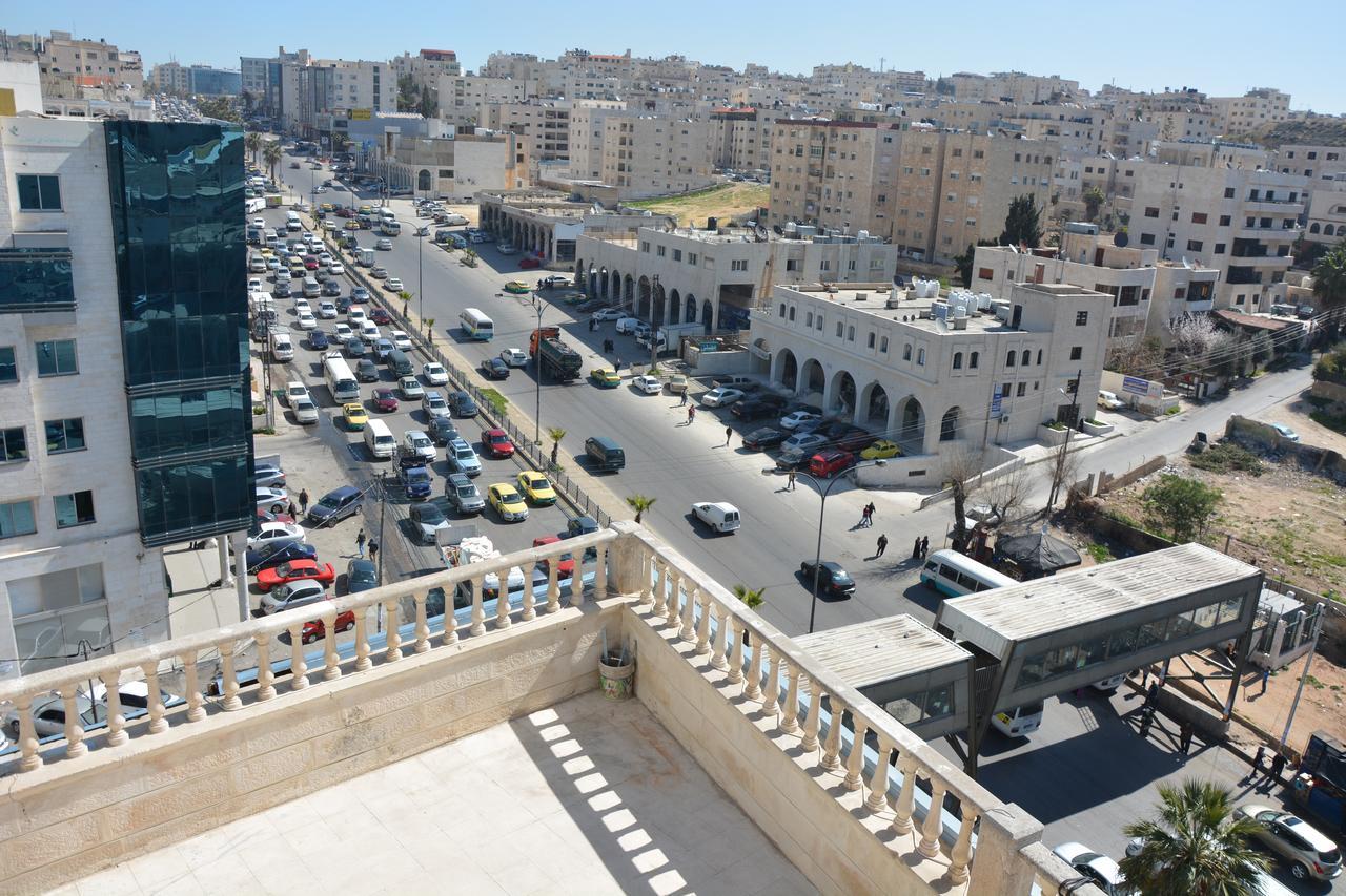 Teeba Palace Hotel Suites Amman Room photo